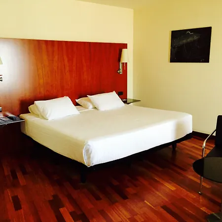 מלון Ac La Linea By Marriott La Línea de la Concepción