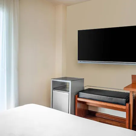 מלון Ac La Linea By Marriott La Línea de la Concepción